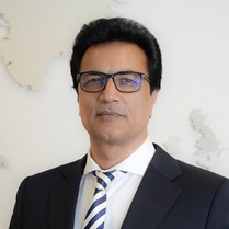 Vinay Hans portrait