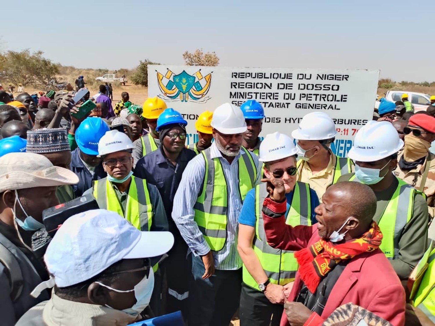 Site visit with the Dosso regional authorities and the Ministry of Petroleum